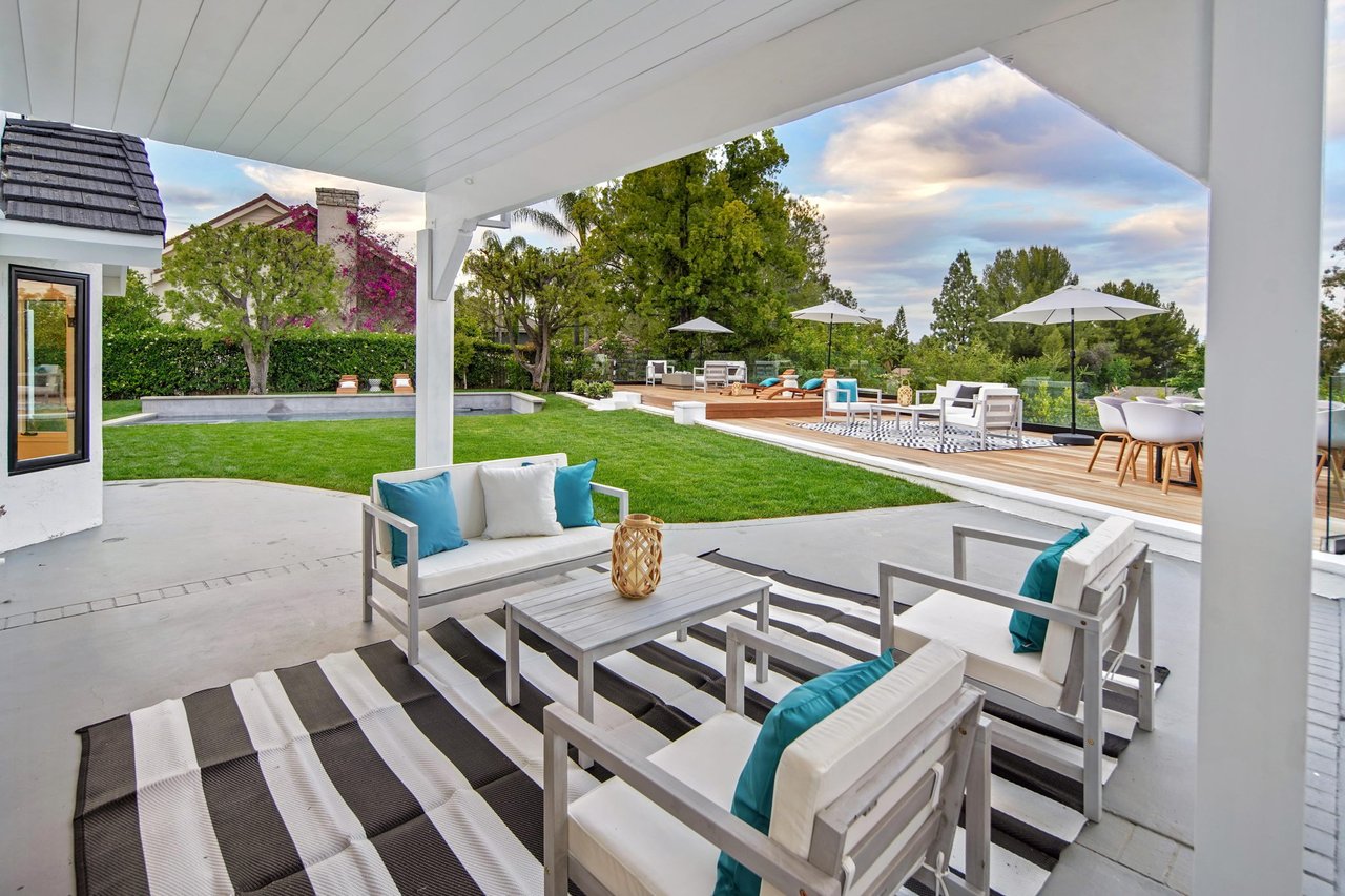 4050 Clarinda Drive