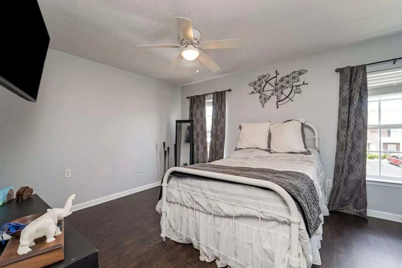 Sold! Gorgeous Renovated Smyrna Townhome
