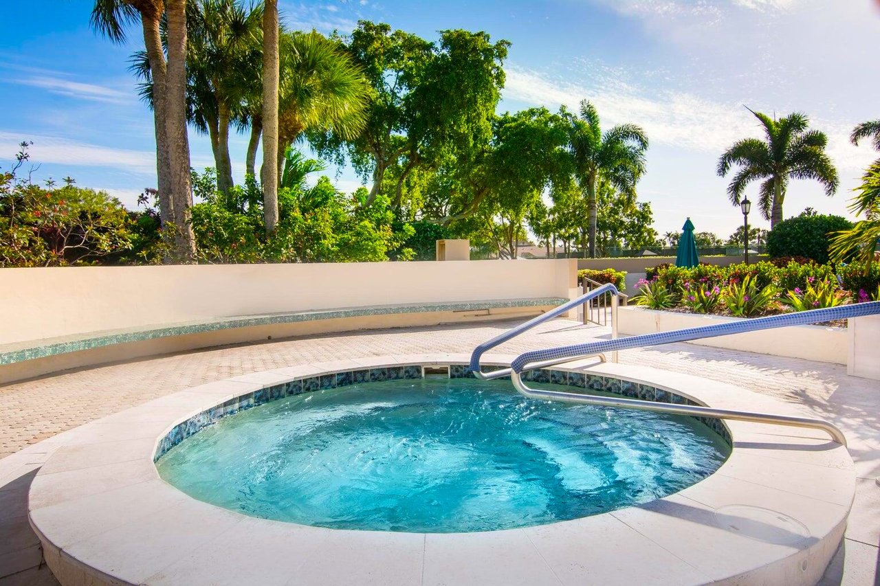 5355 Tenth Fairway Drive, #2, Delray Beach, FL 33484