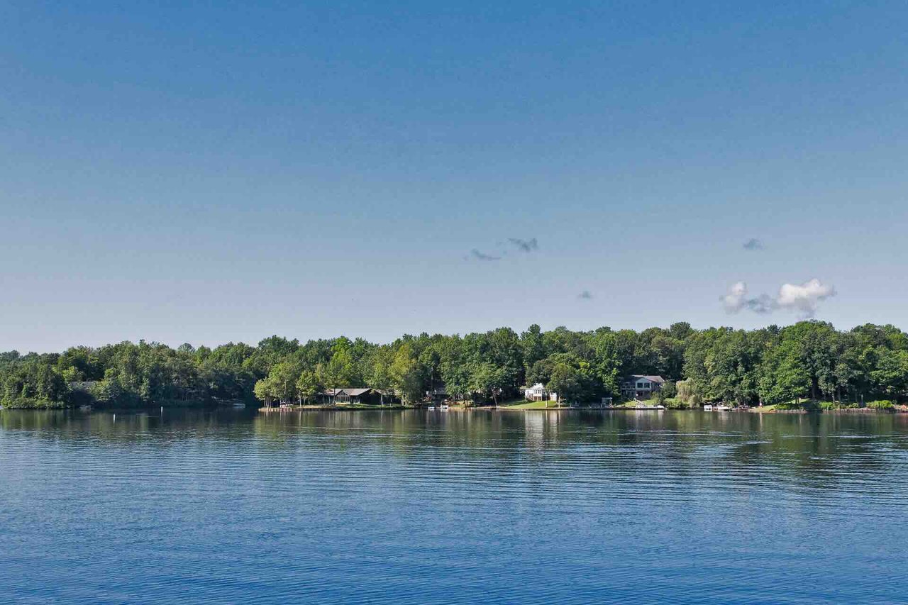 Lake Monticello