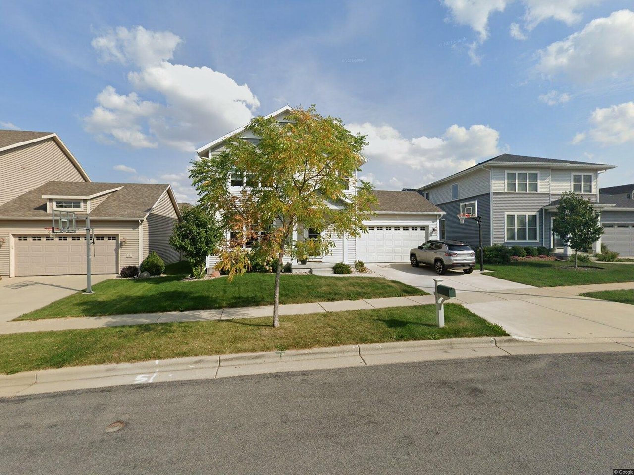 14 Hickory Nut Ct