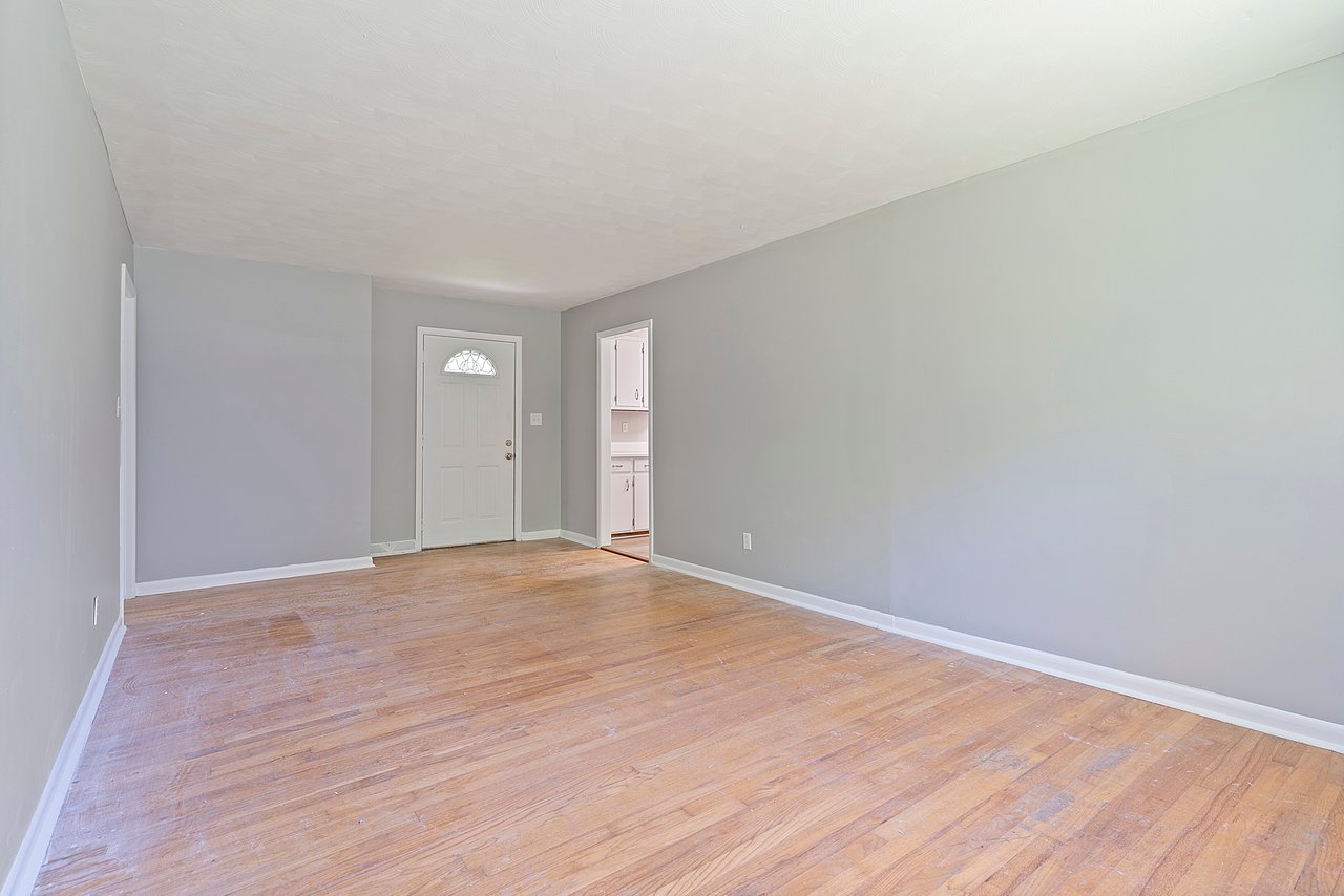 4 Bedrooms!! MADISON CITY SCHOOLS!!!