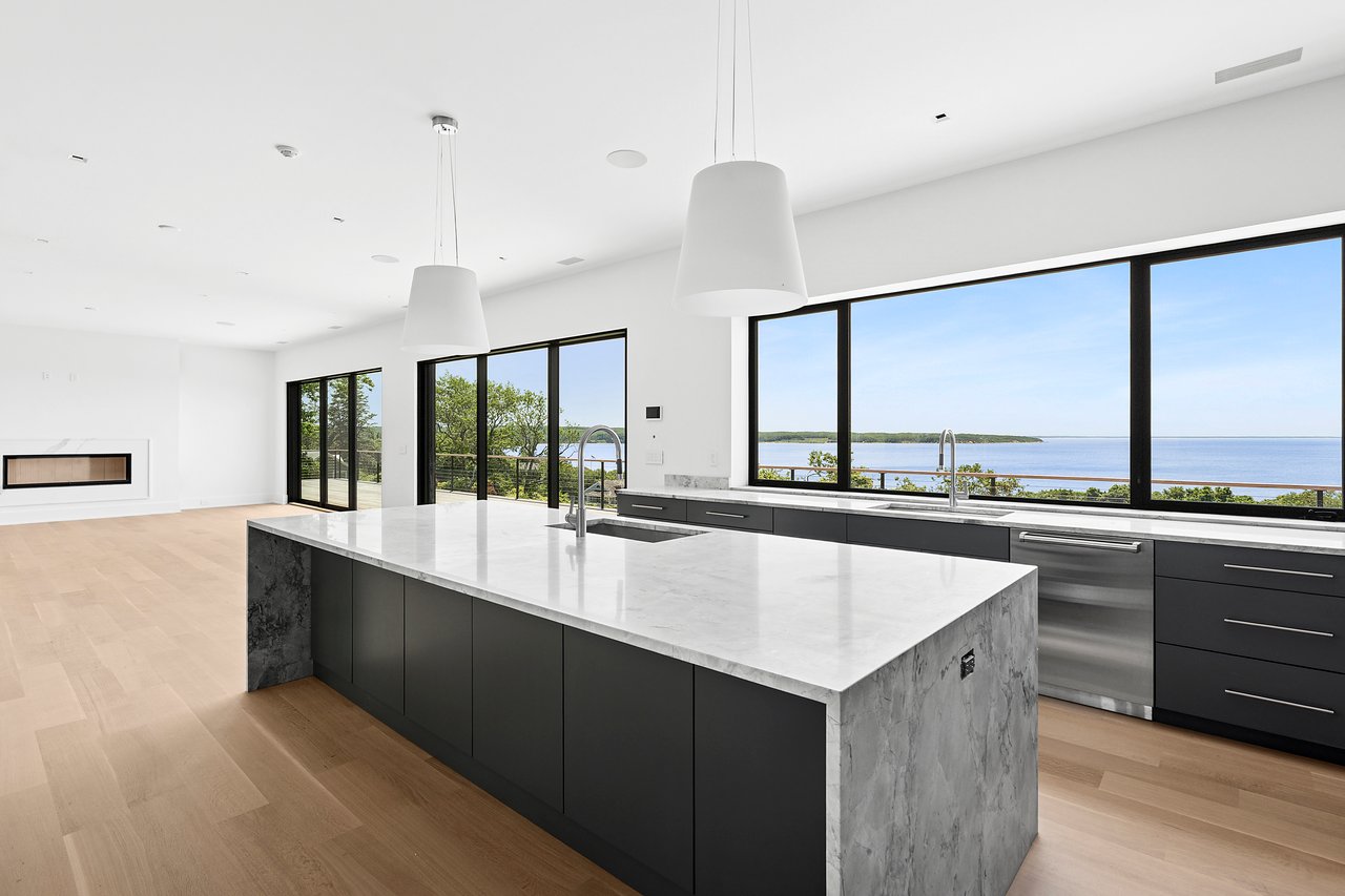 15 North Neck Lane, Montauk