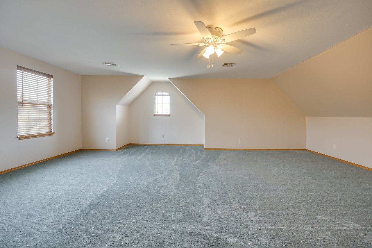 Just Listed: Stunning Home in the Coveted Fenwick Neighborhood