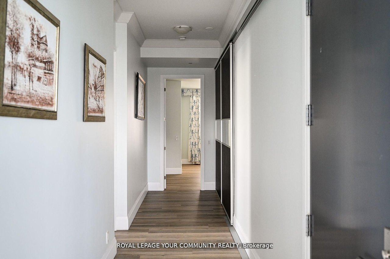 PREMIUM YORKVILLE LIVING