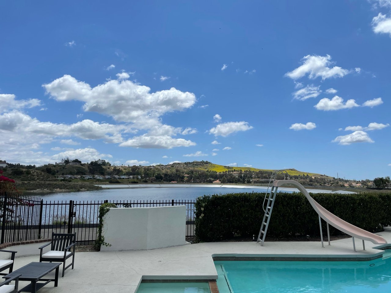 801 S Bluebird Cir