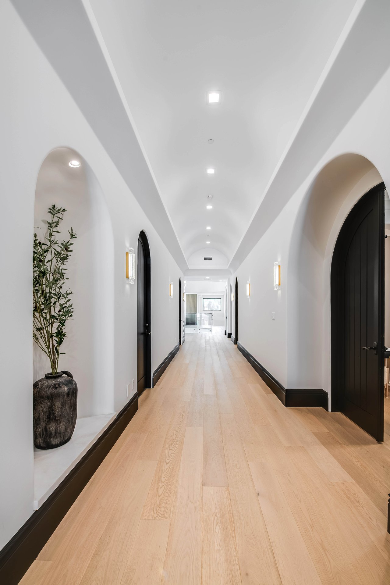 25201 Prado Del Misterio