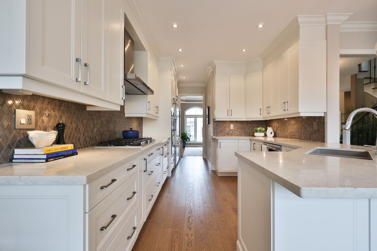 34-2400 Neyagawa Boulevard, Oakville