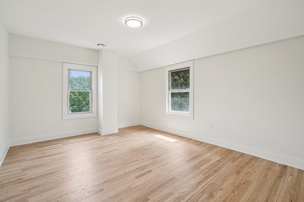 24 Tuers Place
