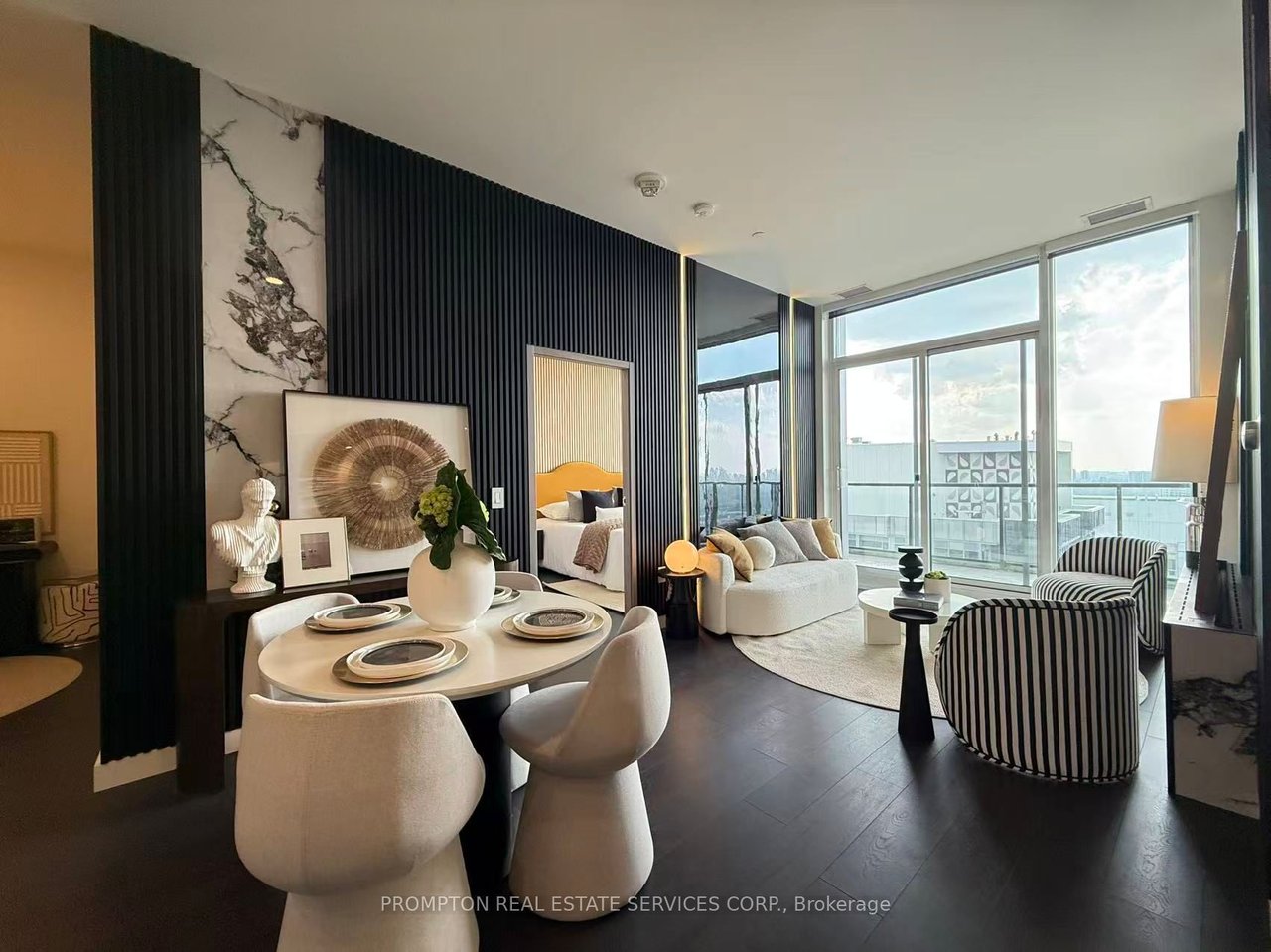 SEASONS CONDOS PENTHOUSE 