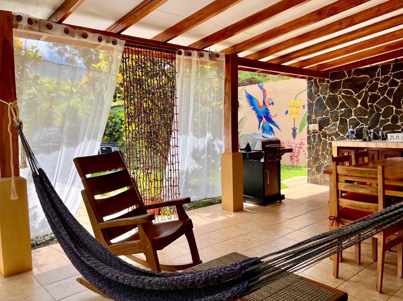 Peaceful 2-Bedroom Home in a Lush Garden in Ojochal