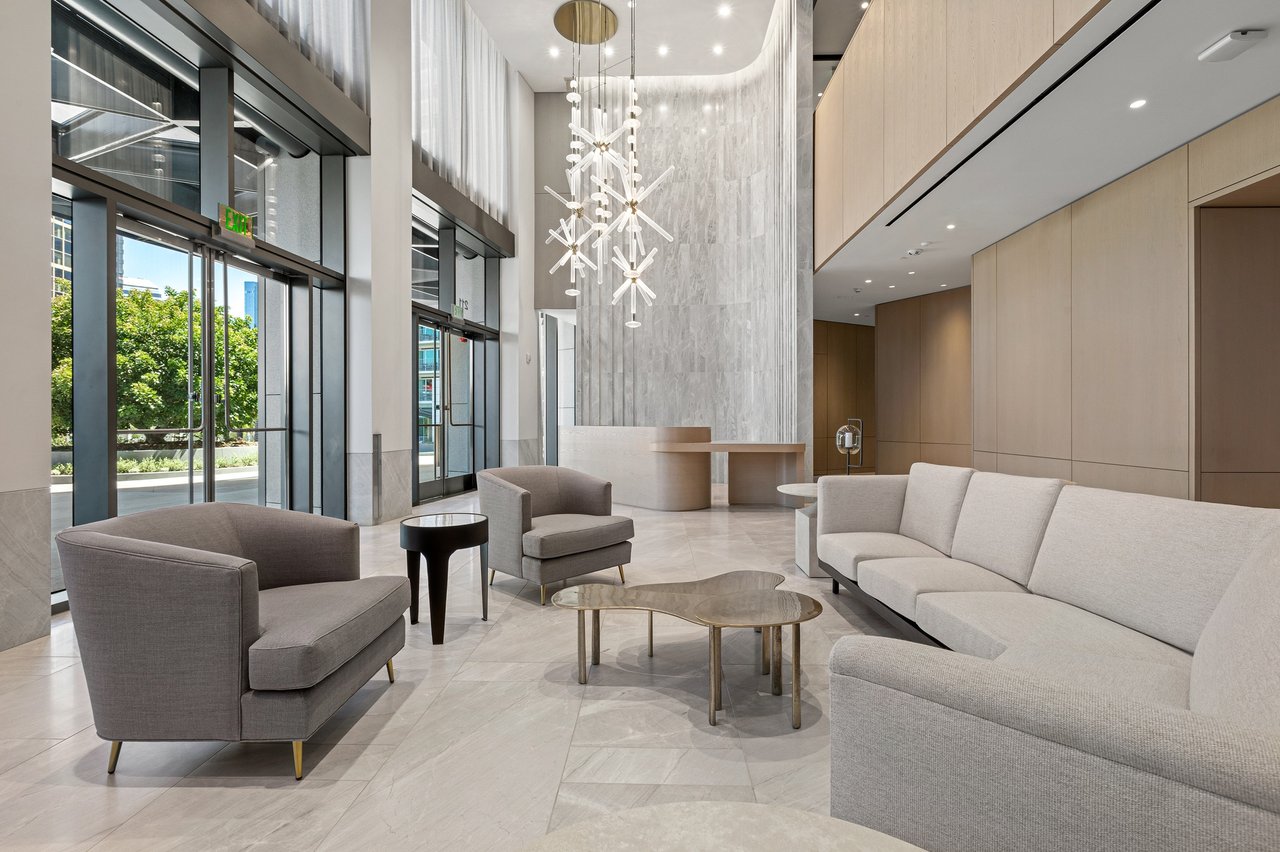 211 W. Elm Court, No. 3D