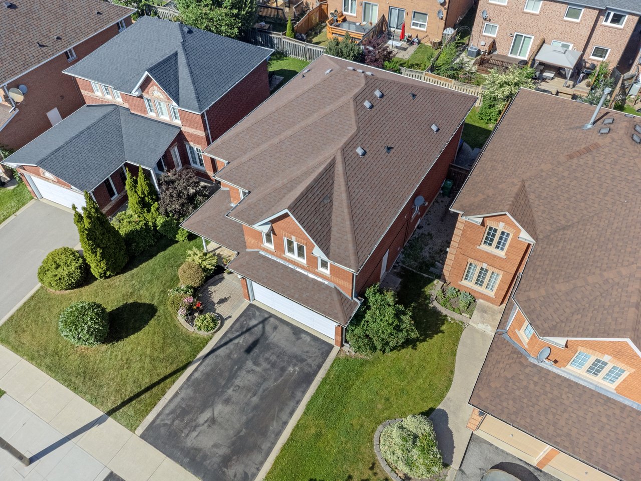 6837 Lisgar Drive