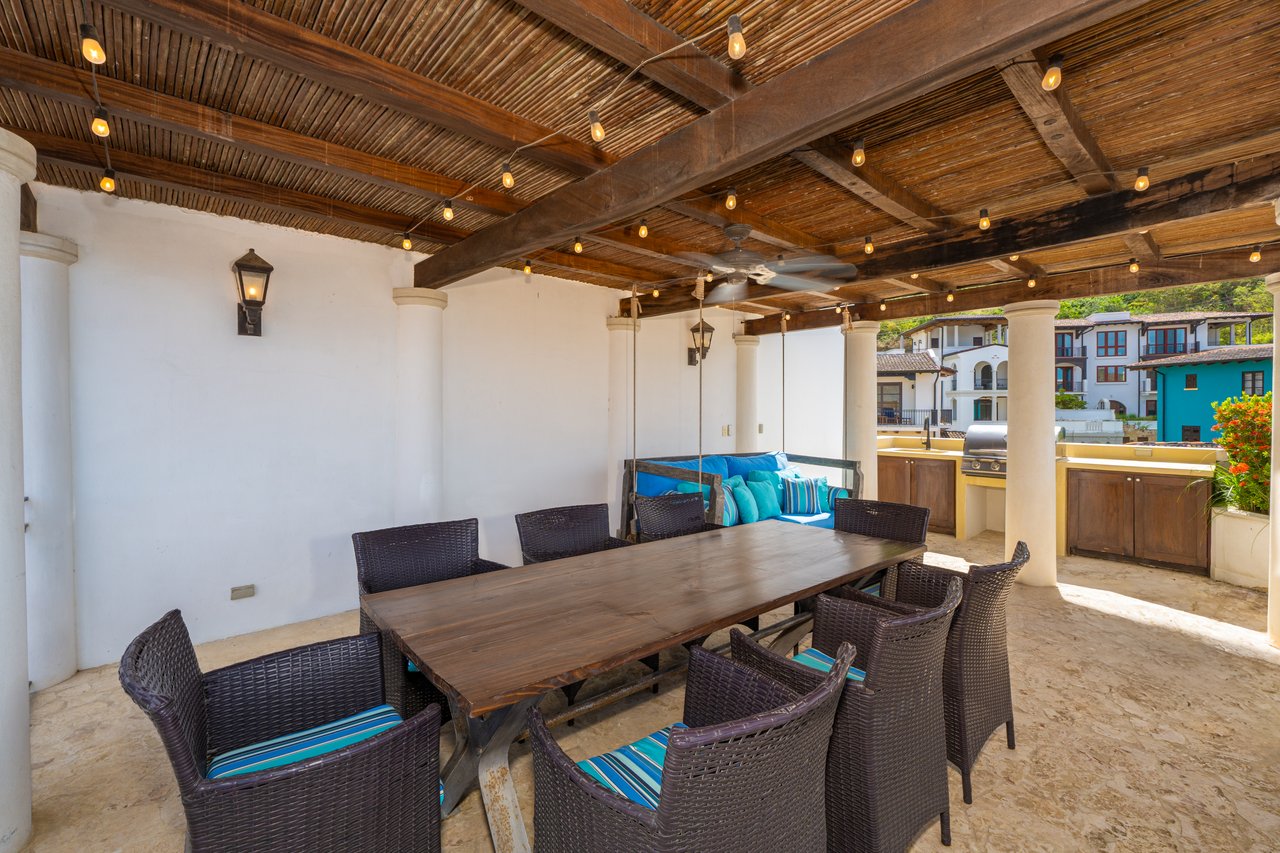 36 Plaza Carlota | Elegant Rooftop Flat with Ocean & Mountain Views in Downtown Las Catalinas