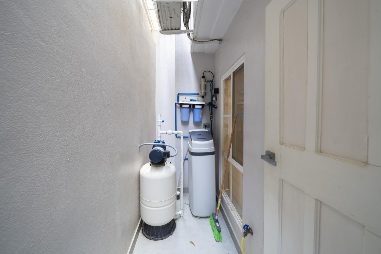 Villa Verde I #14 | Renovated 3-Bedroom Luxury Condo in the Heart of Tamarindo