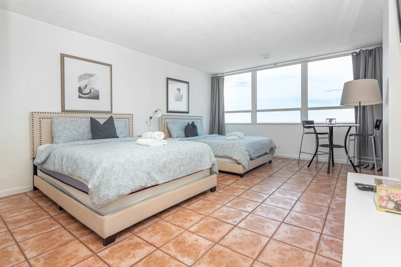 5445 Collins Ave Unit 1710 Miami Beach