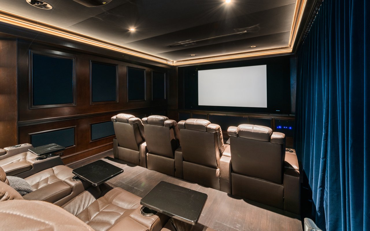 145 Channel Pointe Mall