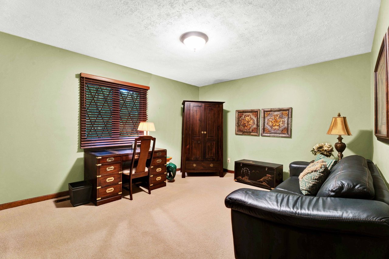 1100 Bretton Lane, Bloomfield Hills