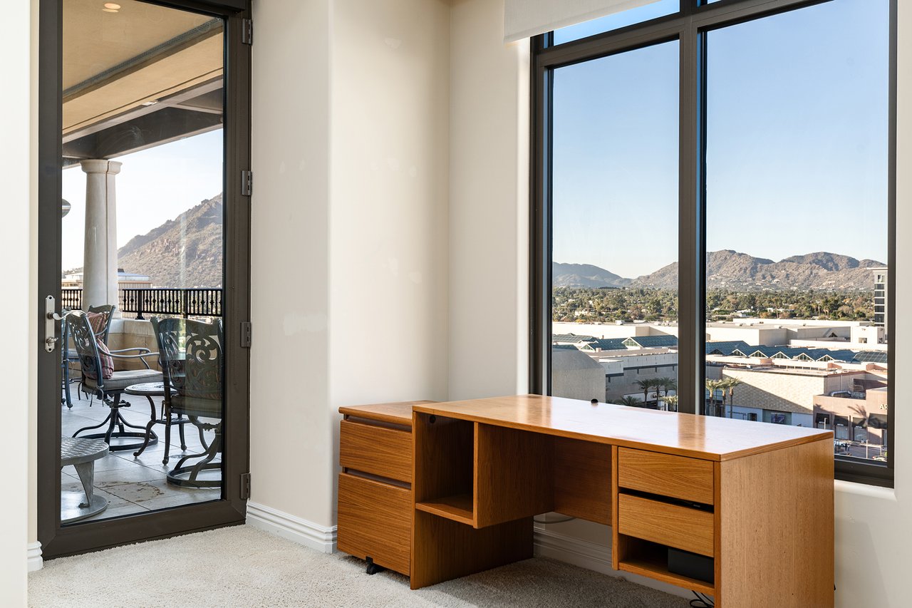 7181 E Camelback Road 1202