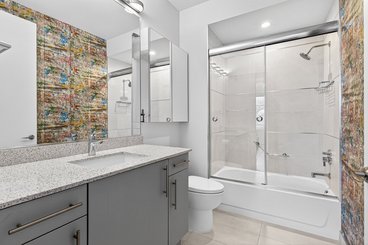 365 SE 6th Avenue 404