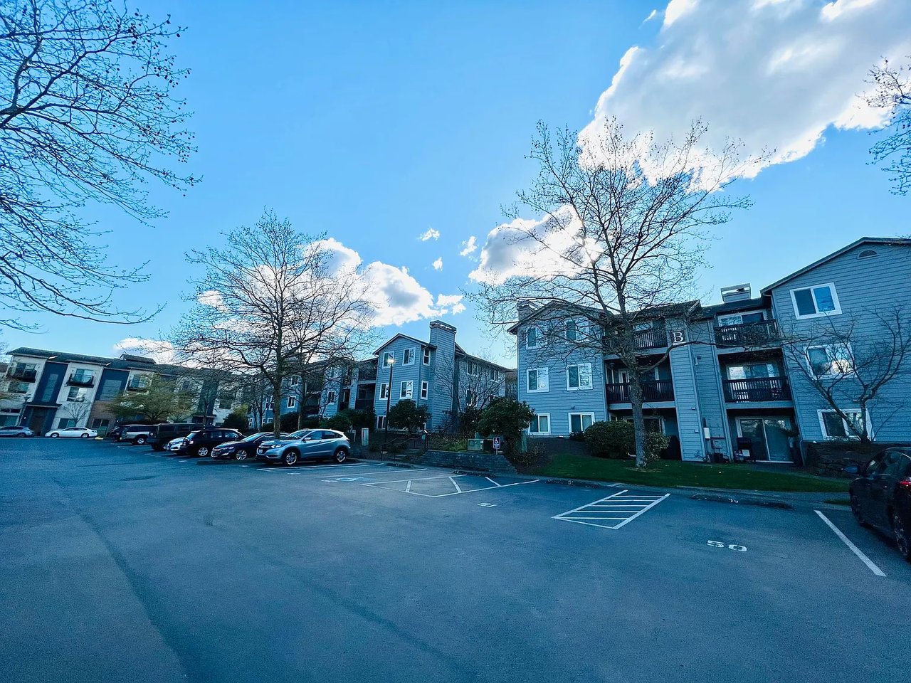 6700 NE 182nd St APT B203