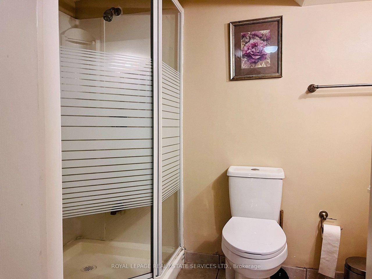 1038 Agram Dr