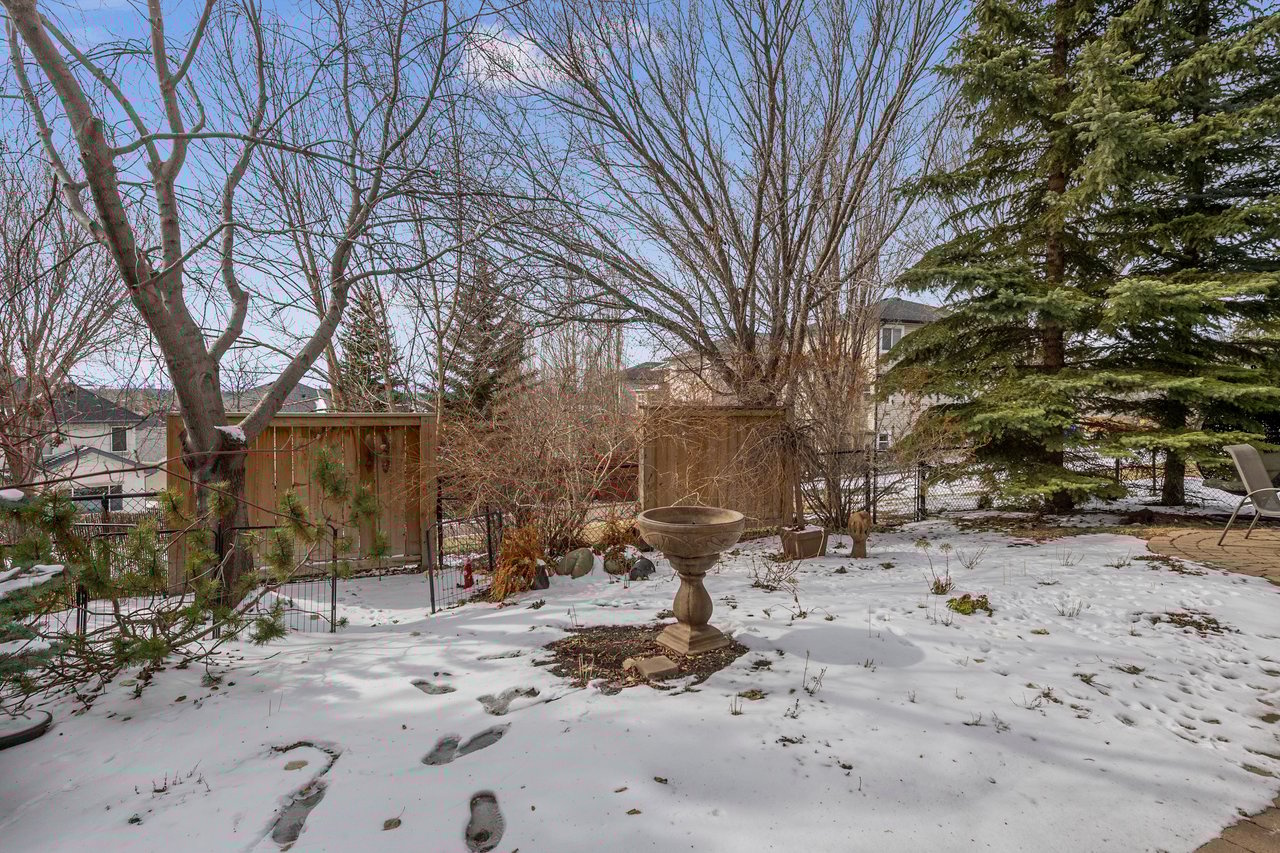 290 Tuscany Ridge Park NW