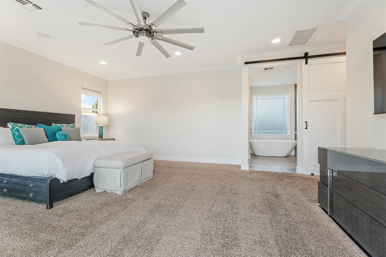 3401 N 34TH Place