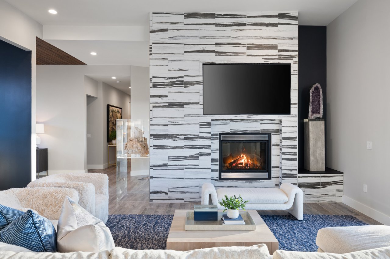Spanish Oaks Luxury 