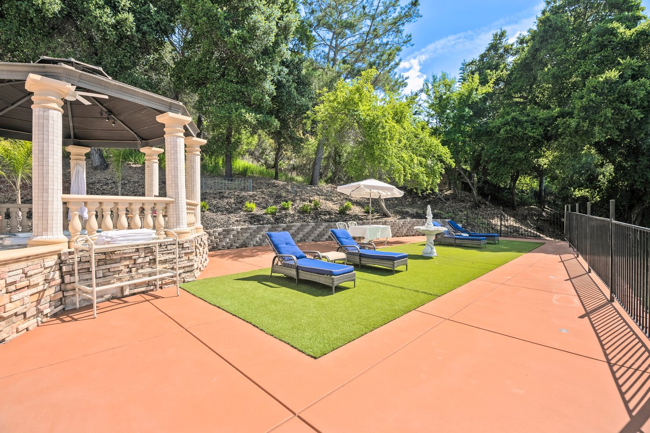 16840 Cypress Way