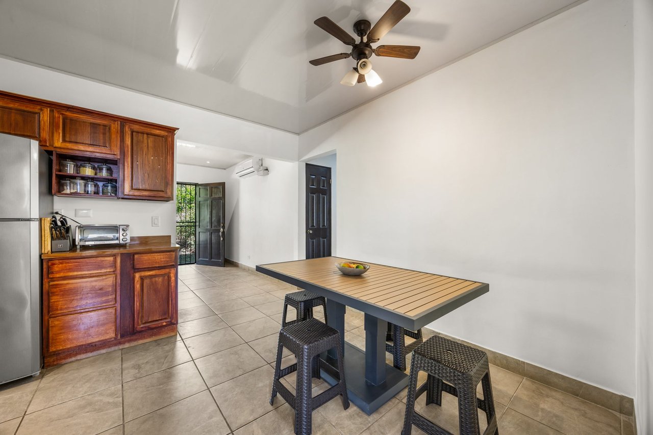 Coastal Tropical Walkable Home, Tamarindo, Guanacaste