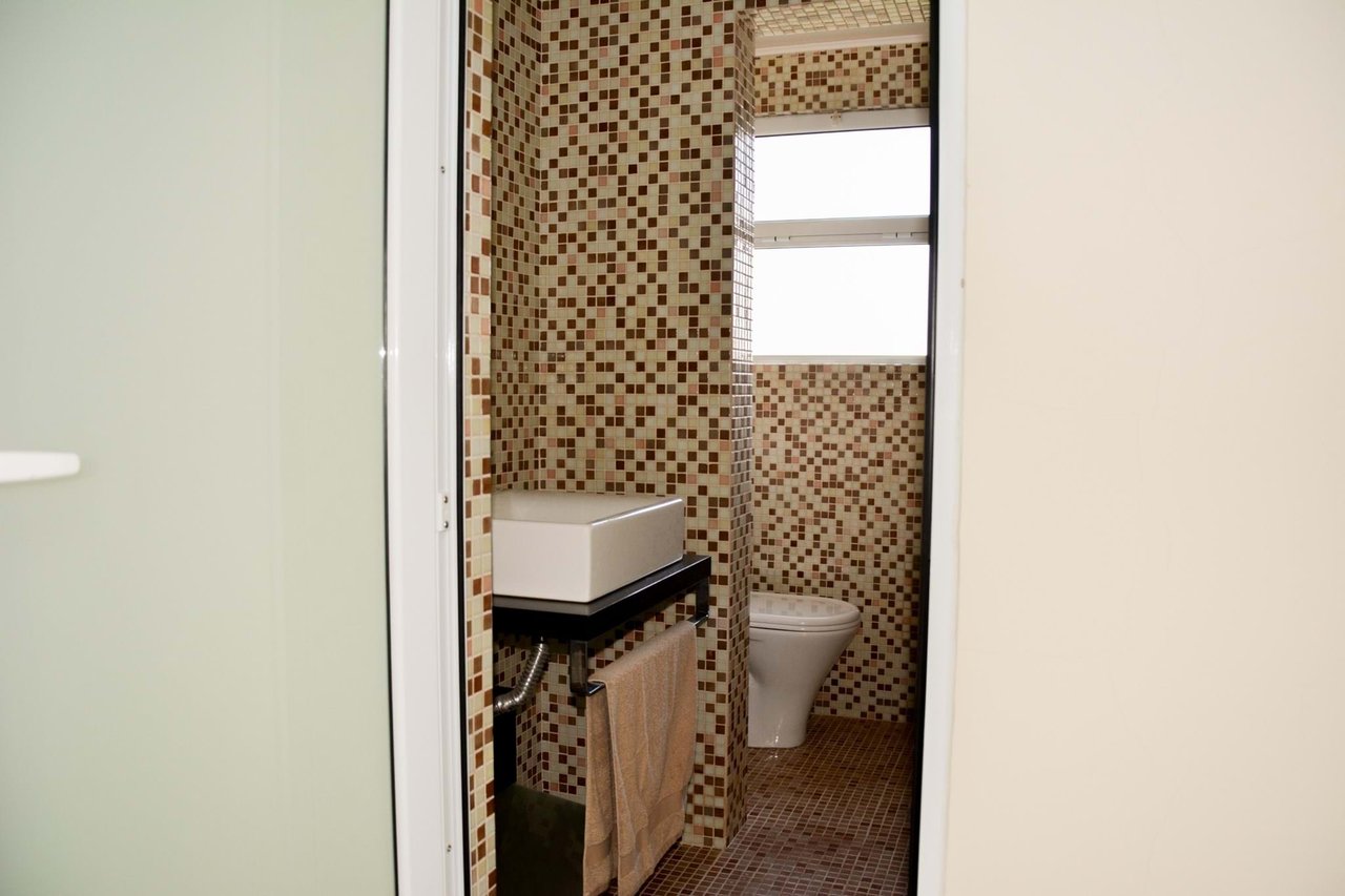 Luxury 4-Bedroom Villa with Indoor Pool – São Miguel, Azores