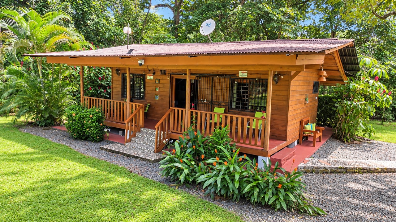 Riverside Cabin in Uvita | 0.98-Acre Estate with Room to Expand