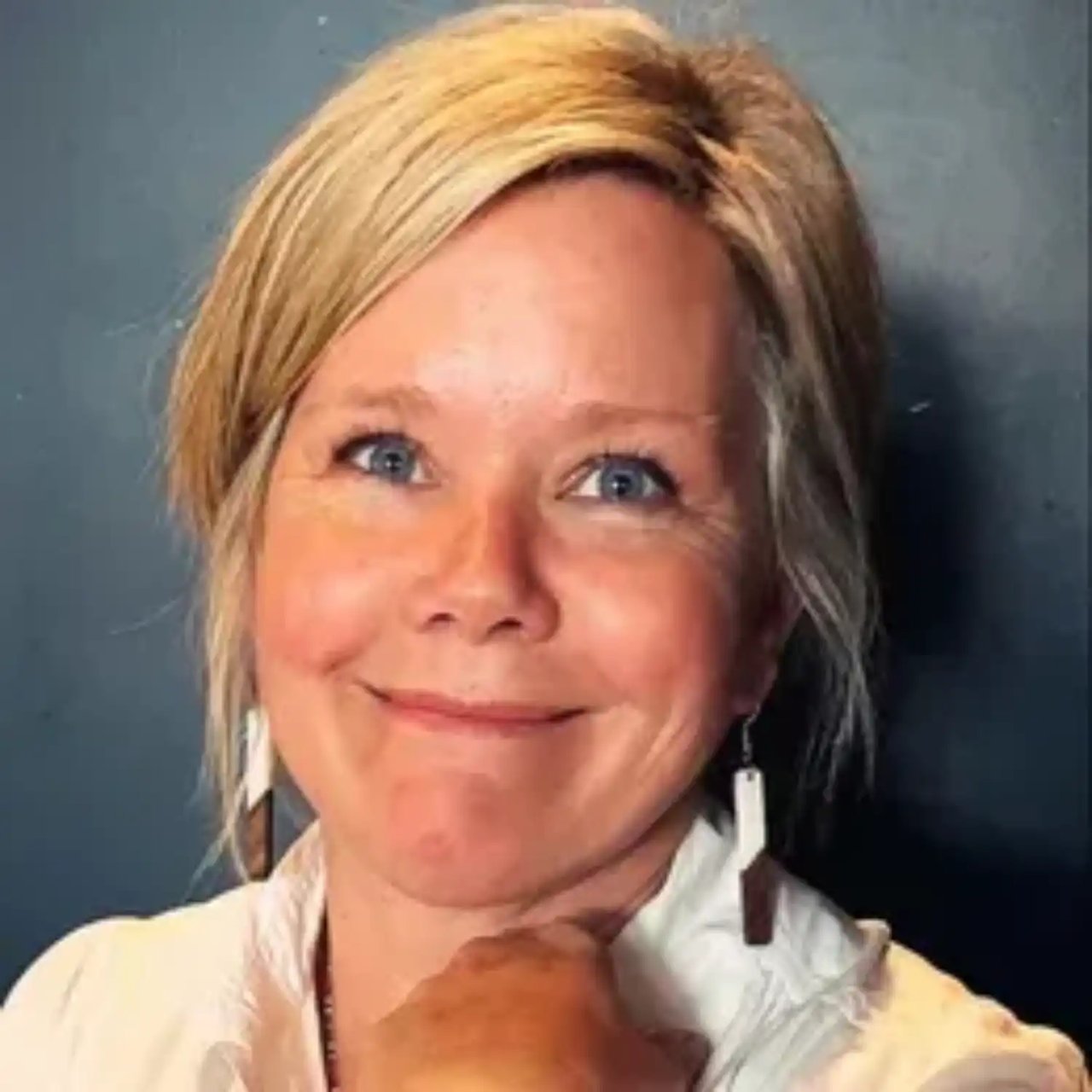 Kelly Mclaughlin Indianapolis, IN Real Estate Agent Headshot