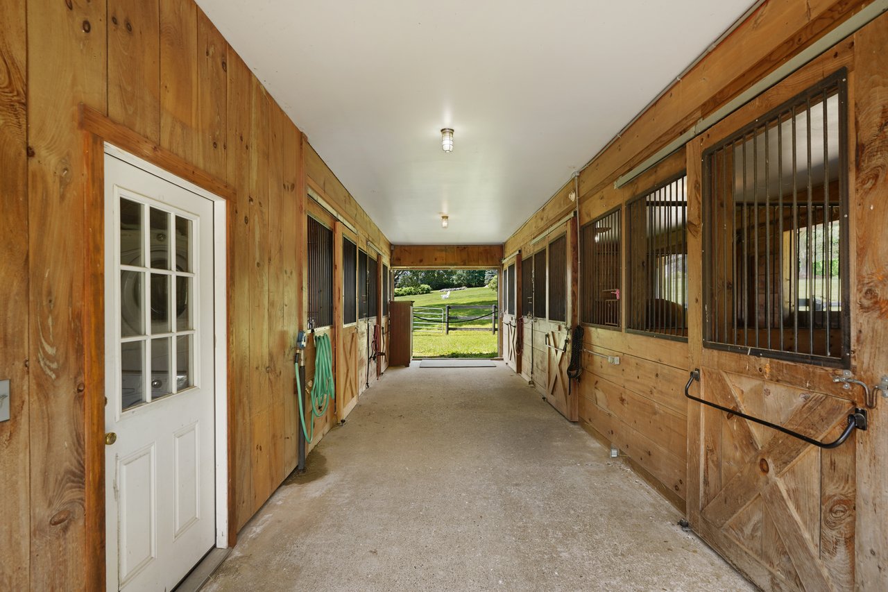 283-289 Starr Ridge Road Unit: 283-289 and 299