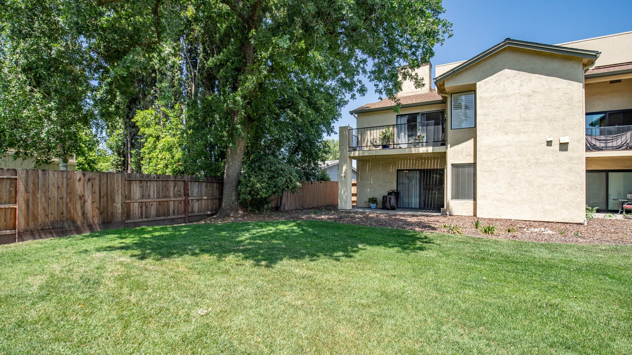 1628 Porter Way