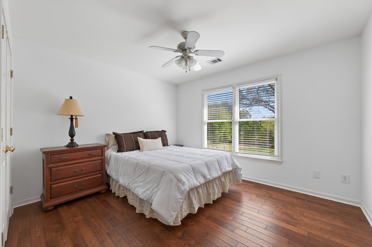 555 Hembree Grove Ovrlk