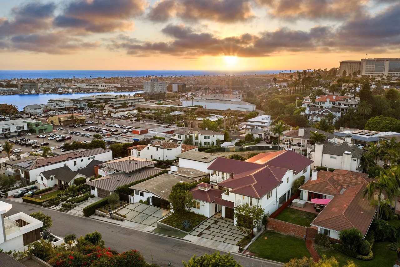 231 Tustin