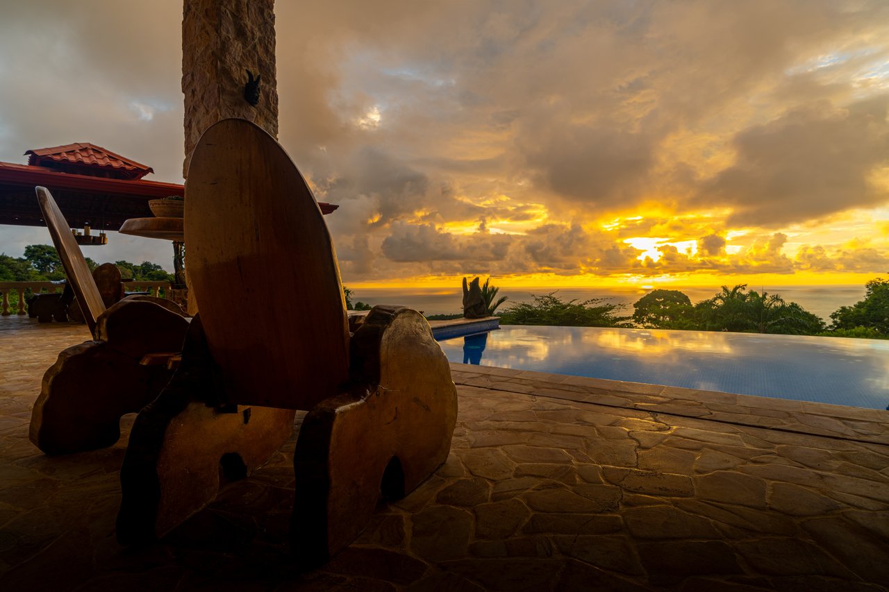 Castillo Puesta del Sol, Escalares - 