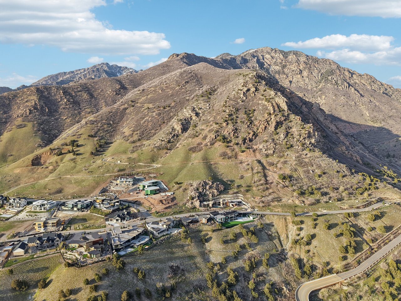 4141 E Canyon Estate Dr