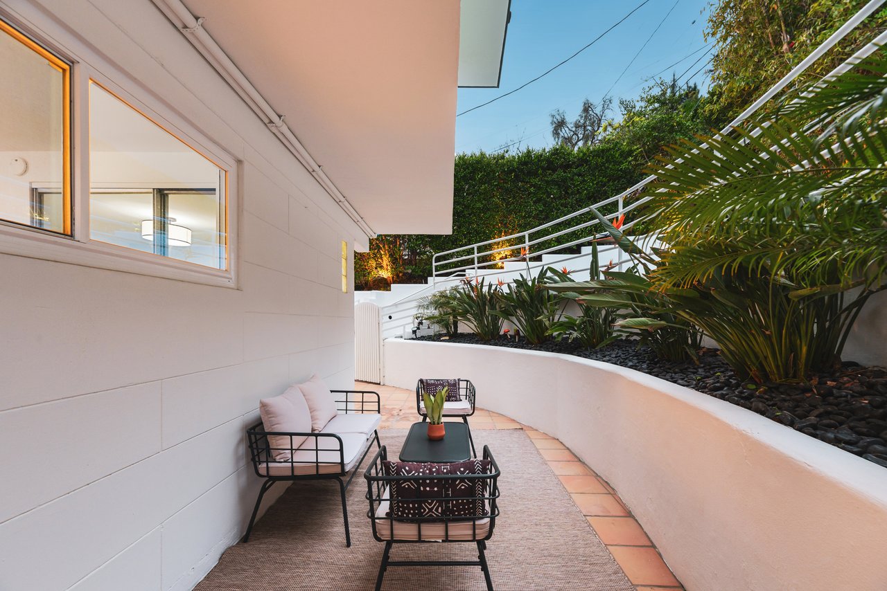4041 Davana Rd, Sherman Oaks