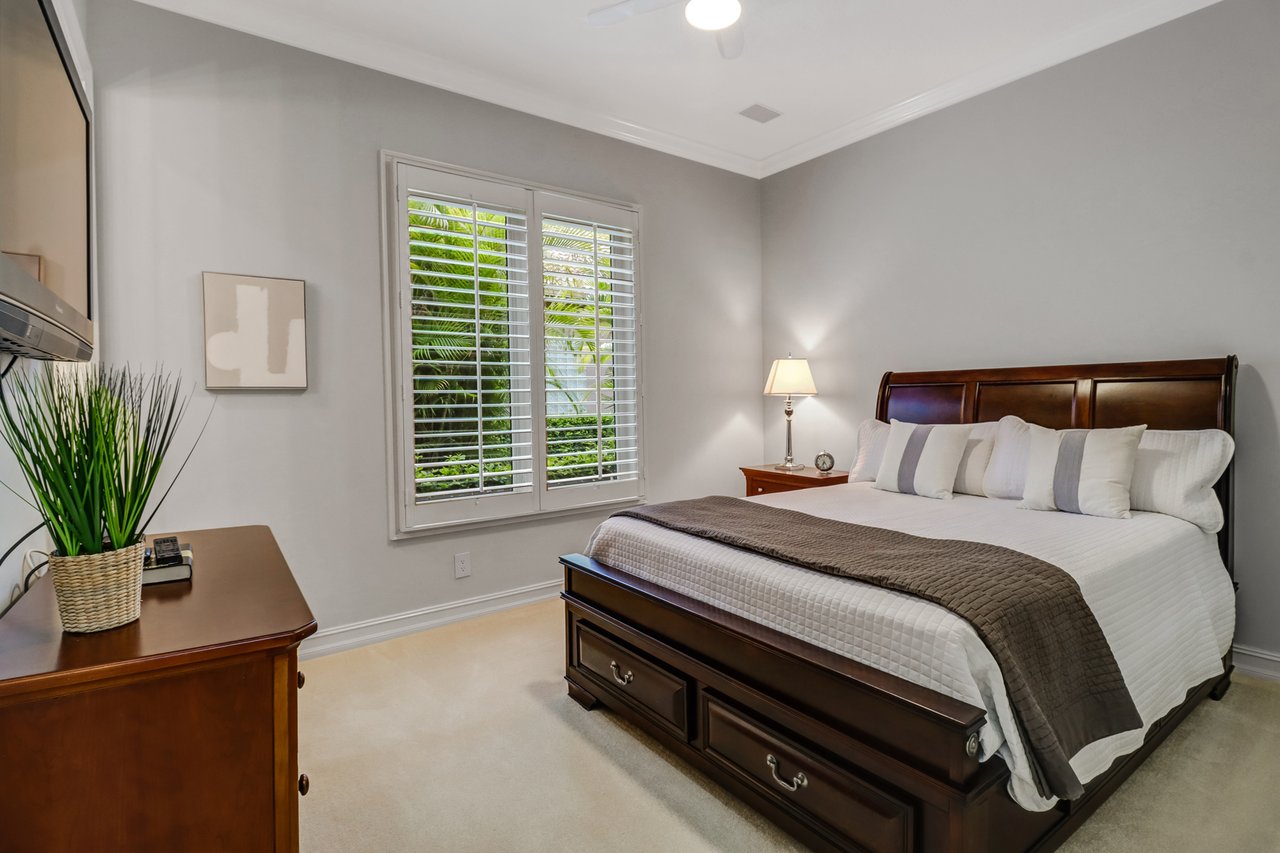 2270 Silver Palm Pl