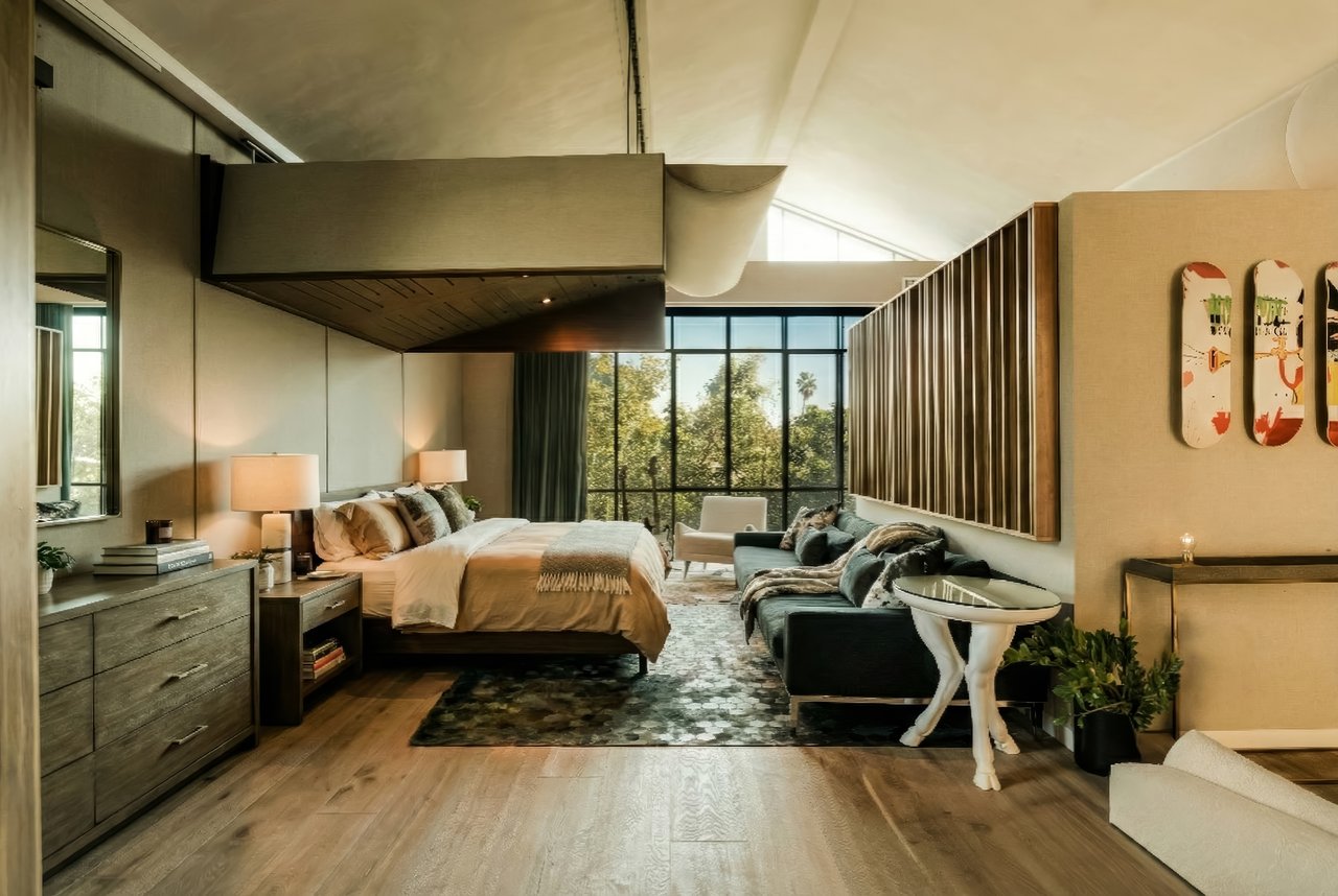 657 Milwood Ave, Venice 