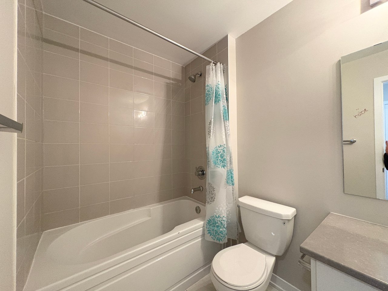 3401 Ridgeway Drive Unit: 307