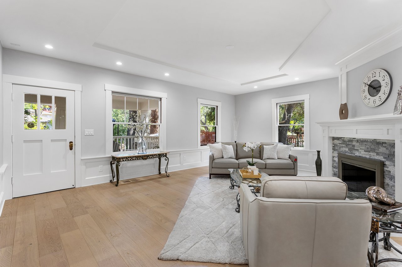 14275 Saratoga Ave, Saratoga
