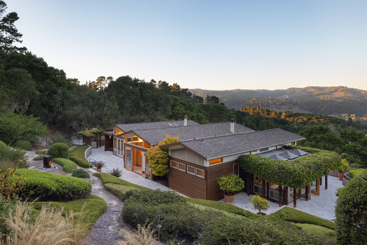 Where Modern Elegance Meets Coastal Serenity