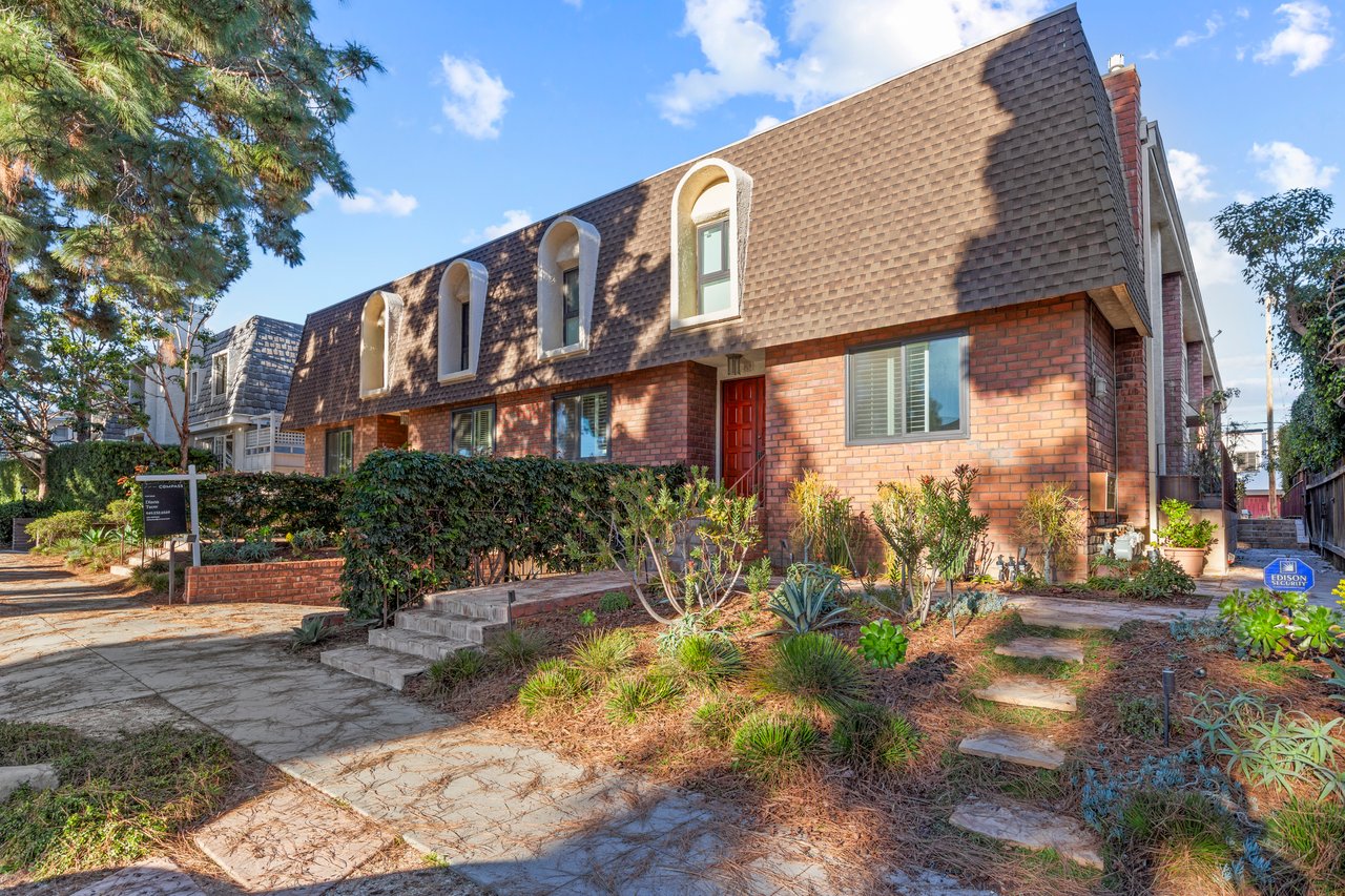 1049 16th Street, Unit 5