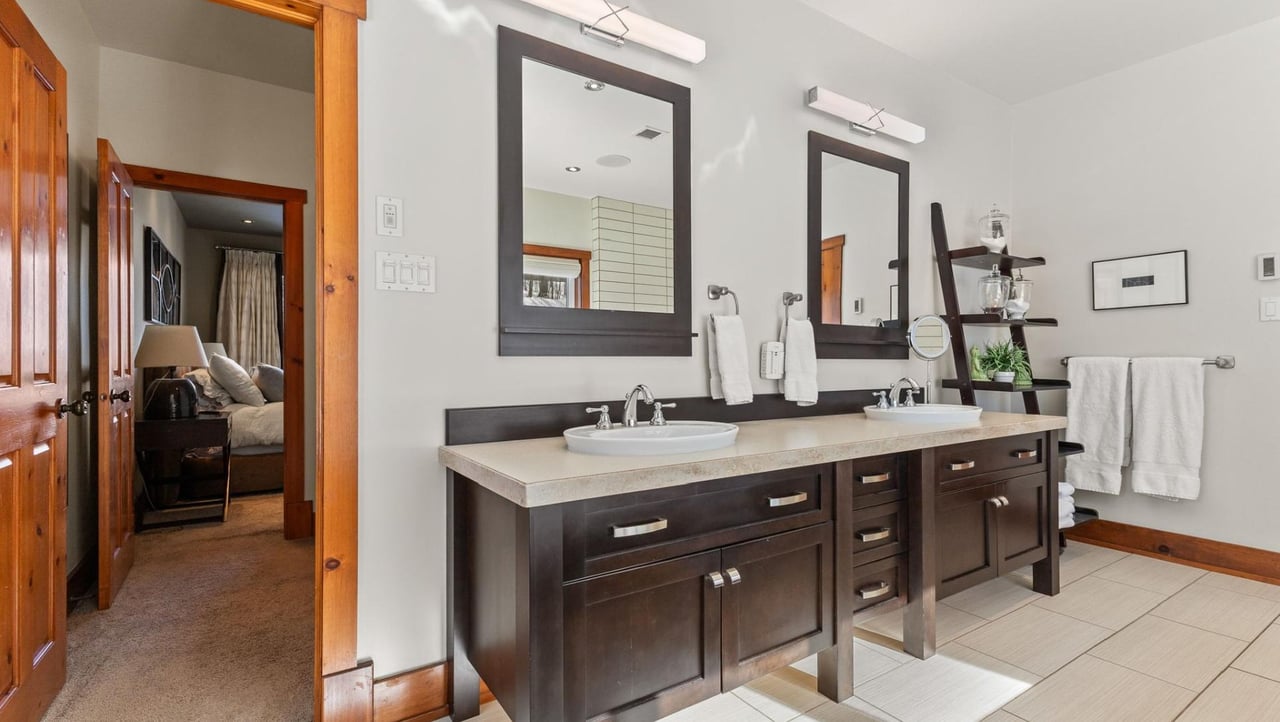 Mont-Saint-Sauveur | Panoramic ski-in/ski-out residence