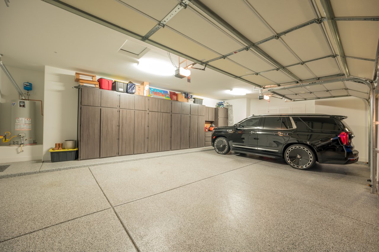 35584 N ROLLING CREEK Drive