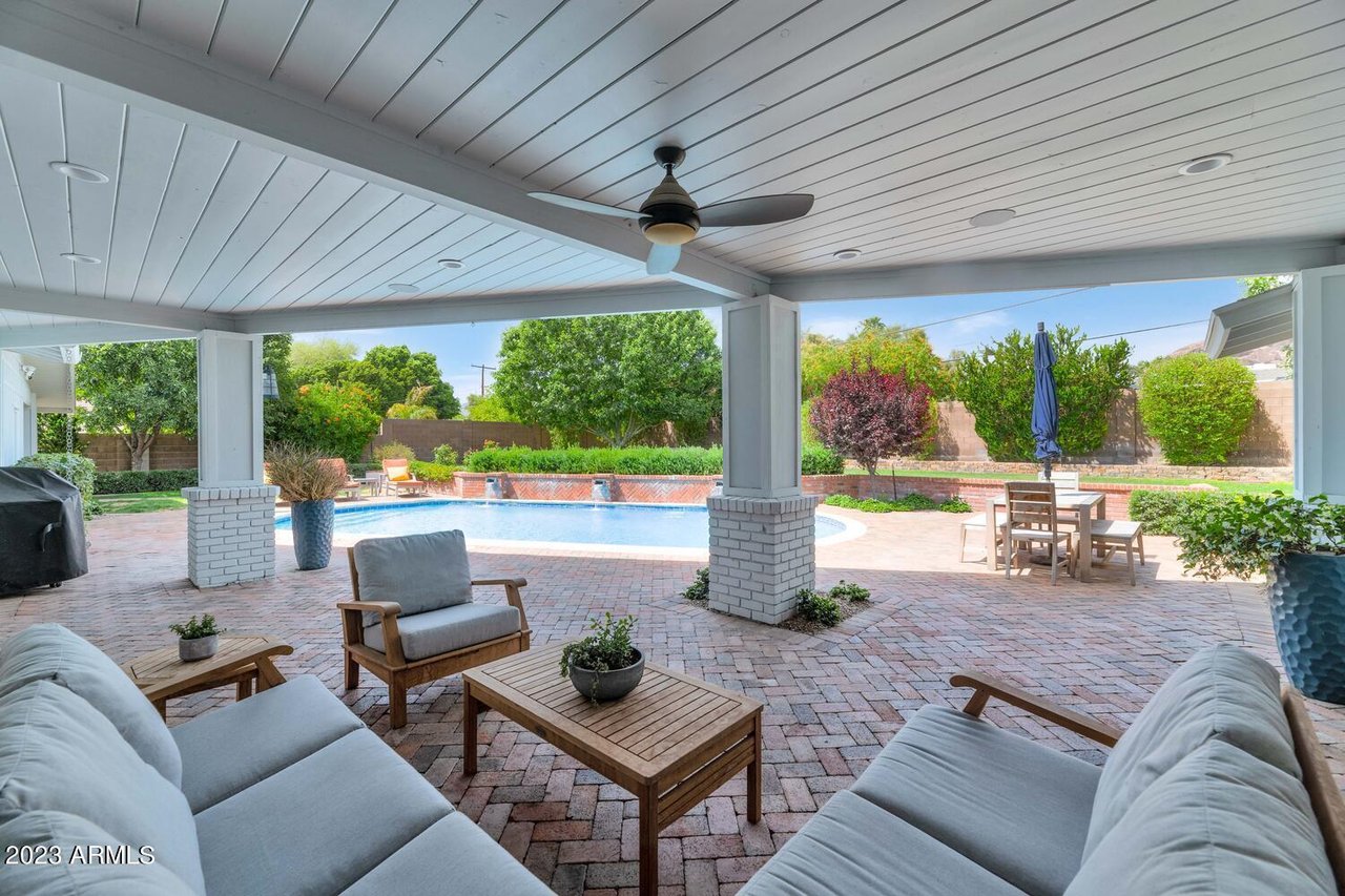 Just Sold: 4474 E Calle Del Norte